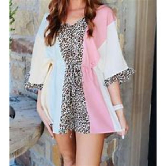 Main Strip Colorblock Animal Print Romper Medium - Picture 1 of 6